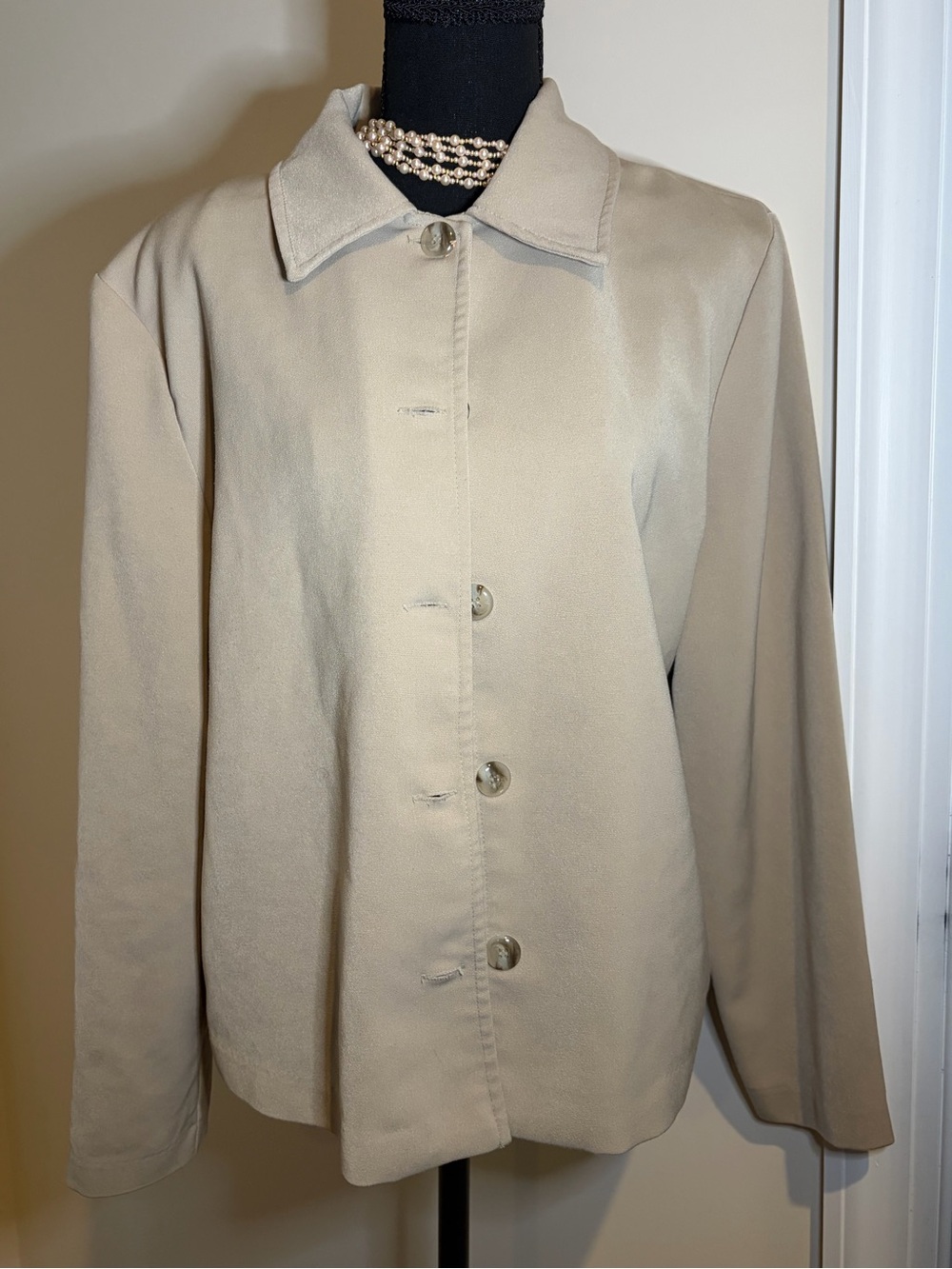 Briggs New York Light Beige Button-Front Jacket
